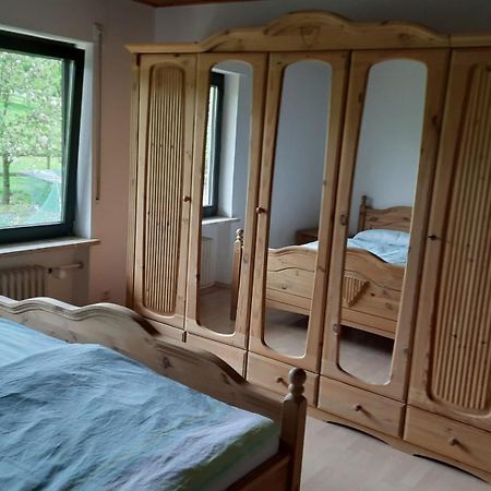 Ferienwohnung Auf Dem Bauernhof - Hermanns Lodge Strassenhaus Exterior foto